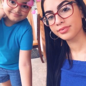 Meet your Posher, Maribel